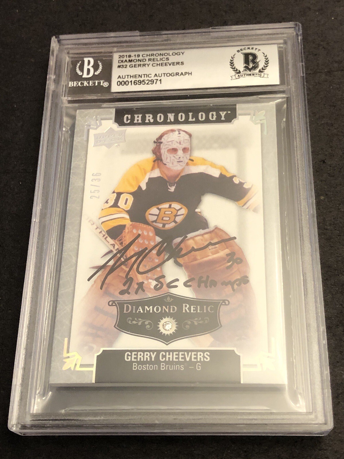 Beckett 10 Auto Gerry Cheevers Autographed Diamond Relic 25/36 Signed Slabbed 