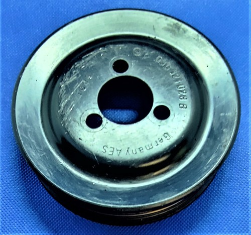 VW Golf 6 Riemenscheiben Scheibe Wasserpumpe 03D121028B