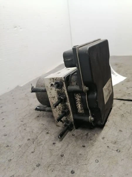 Anti-Lock Brake Part Assembly Sedan AWD Quattro Fits 06 AUDI A4 1246333 - Image 3 of 4