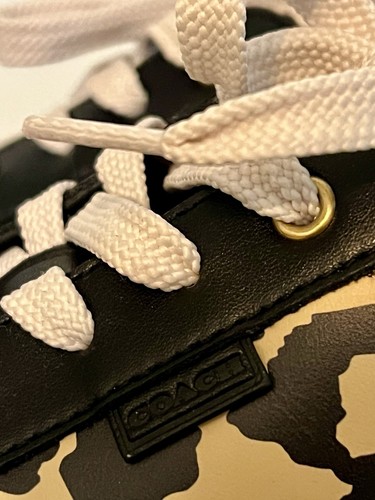 Zapatillas informales Coach para mujer de cuero con estampado animal talla 7 - Imagen 6 de 9