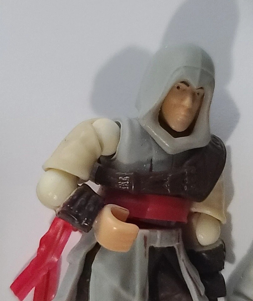 Mega Bloks 4 COD Zombie Halo Assassins Creed Mixed Not 100% On who's who - Image 4 of 4