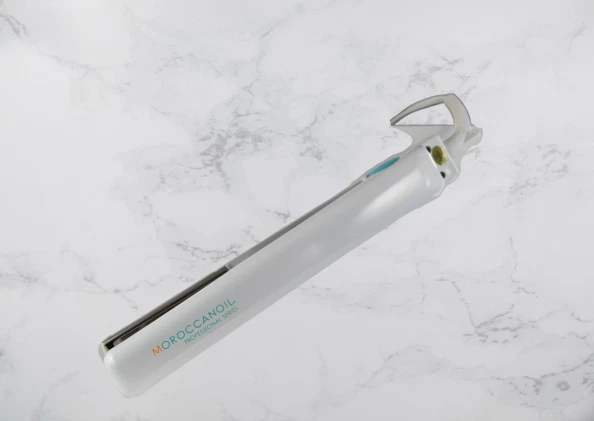 Moroccanoil professional series flat iron cheap
