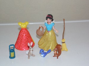 snow white magiclip doll