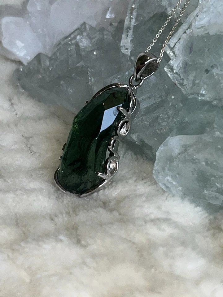 Pingente de moldavita tcheca raro com certificação de qualidade AA+, prata esterlina 925 - Imagem 4 de 4
