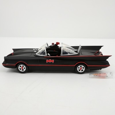 Mezco 5 Points 1966 Batmobile Classic TV Series Batman 3.75'' Scale Car W/ Flame