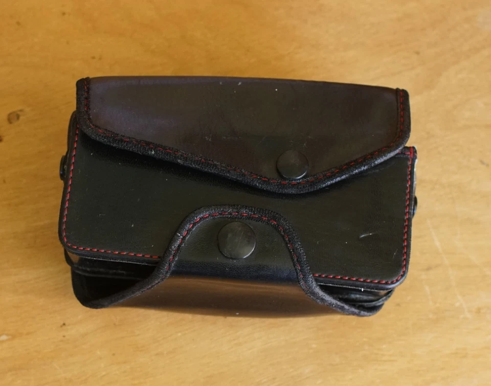 Bolsa para cámara Yashica vintage para apuntar y disparar cámara fotográfica de 35 mm KE Foto 3 de 3