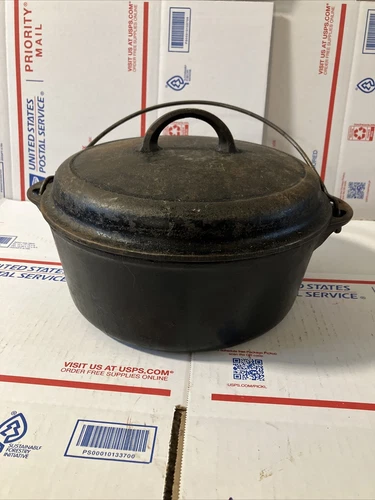 Griswold No. 8 Tight Top Dutch Oven W 1288A Self Basting Lid Small Block Logo