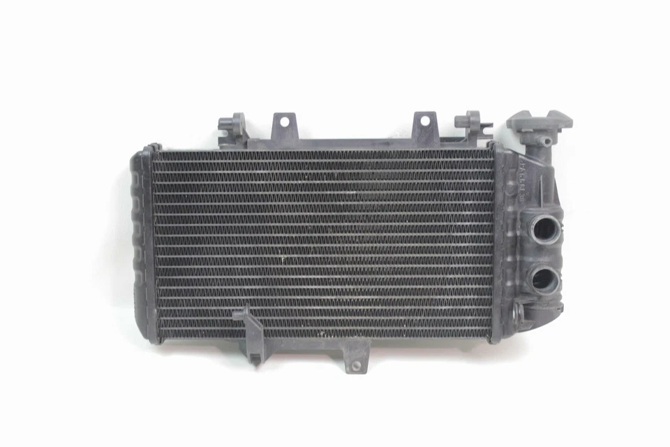 BMW F800R F 800 06-14 Radiator Coolant Water Cooler Intake NICE! 17117678284 - Image 2 of 4
