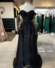 Black Mermaid Wedding Dresses With Detachable Train Beaded Lace A-Line Gowns