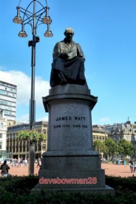PHOTO  JAMES WATT (1736-1819) THIS STATUE OF JAMES WATT SITUATED ON THE SW CORNE