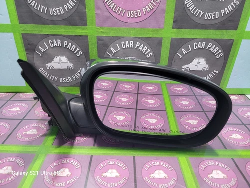 2006 Chrysler 300 Passenger Side Power View Mirror Chrome Cover 04805882AI OEM