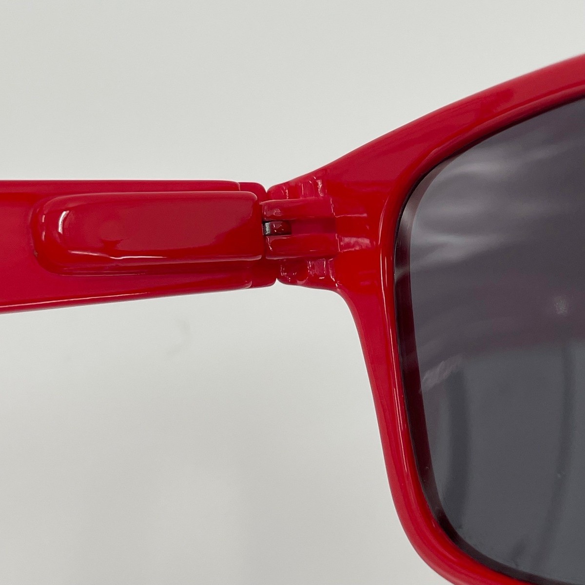 I Heart Eyewear Rons Optical Sun Archer Red Square Sunglasses Y2K Retro 2000s View 6