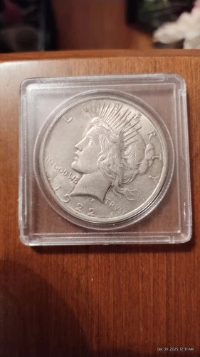 AU 1922 Peace Dollar 90% Fine Silver