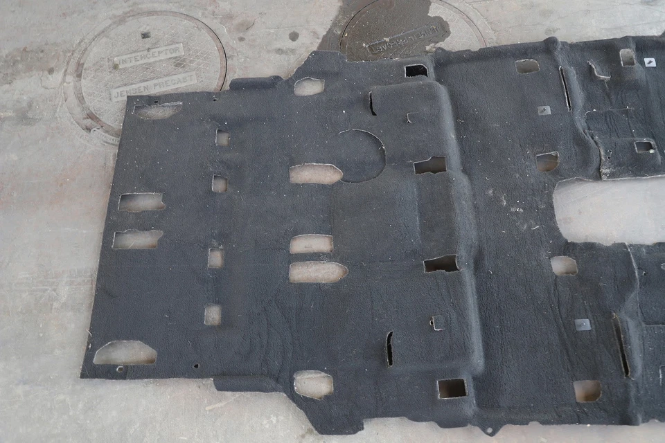 Alfombra de piso completo Infiniti QX56 05-07 negra 74902-ZC504, A947, OEM, 2005, 2006, Foto 3 de 3