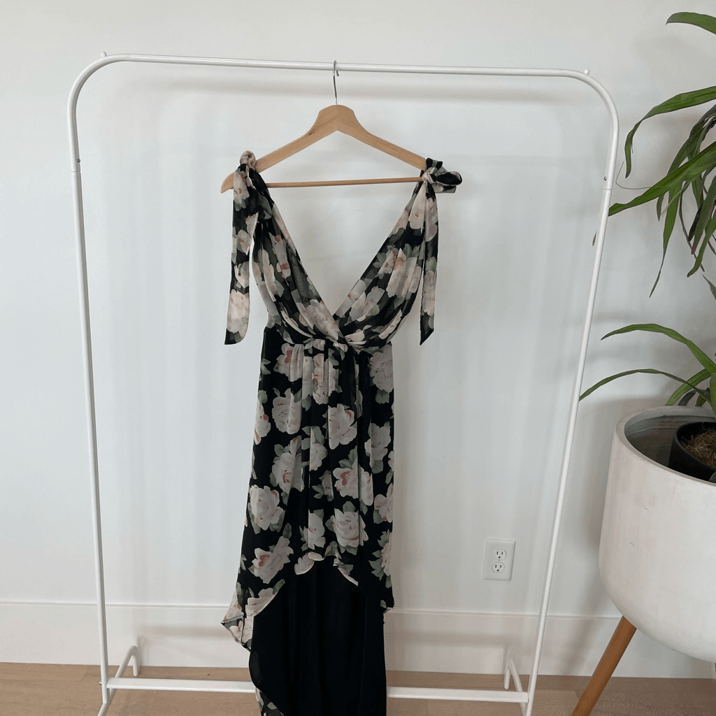 Lovers + Friends Black Pink Floral Shoulder Tie Dress | eBay Lovers + Friends Black Pink Floral Shoulder Tie Dress | eBay