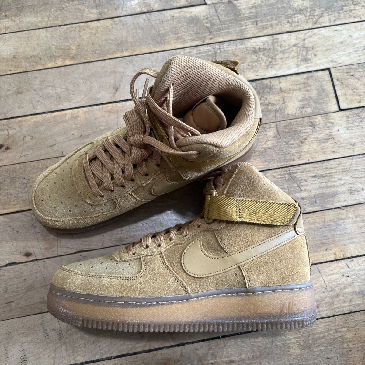 Size 6 - Nike Air Force 1 '07 LV8 WB High Flax 886912680321 Size 6 - Nike Air Force 1 '07 LV8 WB High Flax 886912680321