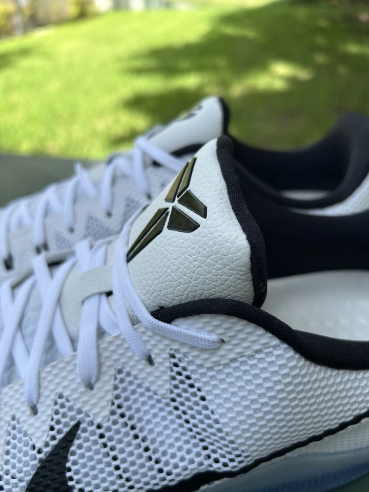 Nike Zoom Kobe 11 TB Fundamental White Black Basketball 856485-100 Mens Sz 17.5 - image 3 of 4