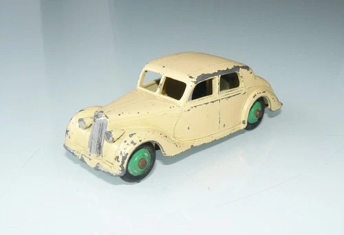 Vintage Dinky Toys - 40A (158) Riley