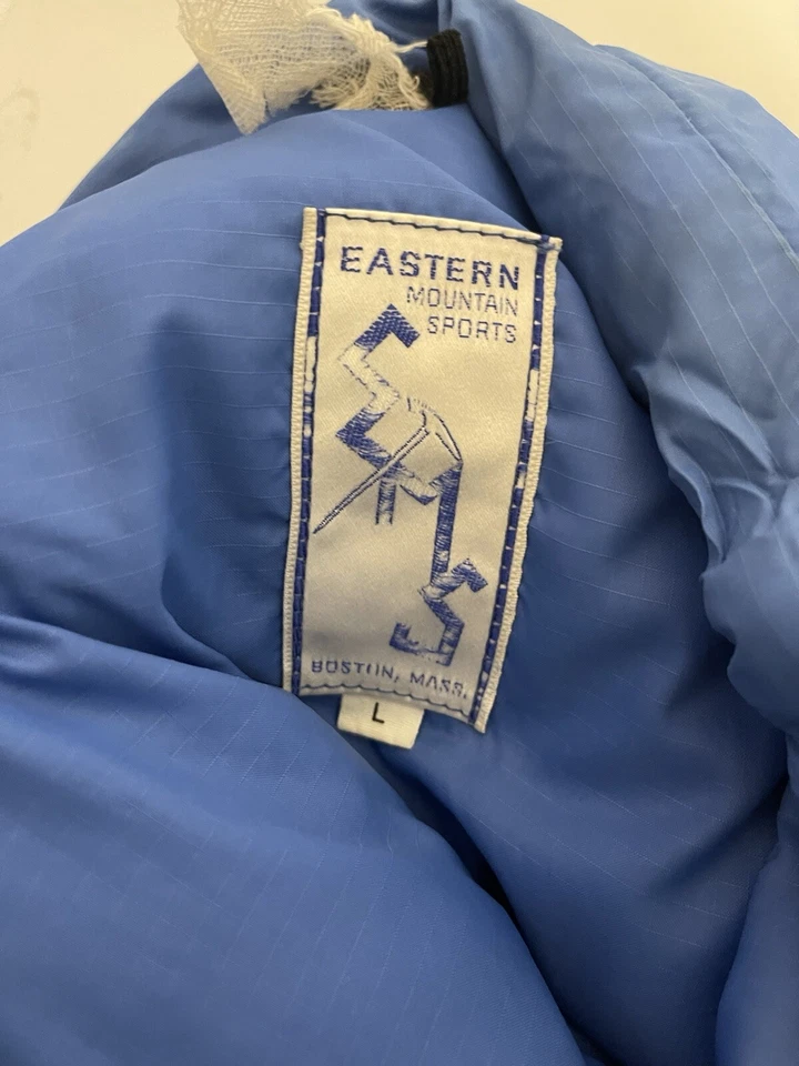 Vintage Parka by Eastern Mountain Sports (Men's L) Blue - Image 4 of 4