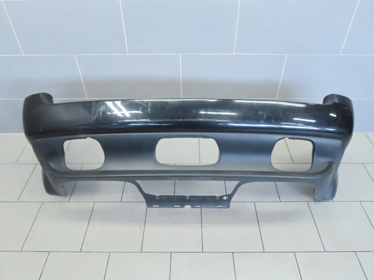 BMW X5 e53 / STOßSTANGE STOßFÄNGER hinten / schwarz / 8402324 
