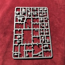 Warhammer 40K: Space Marine- Bits On Sprue B5669