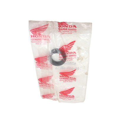 Honda 91205-VB5-801 Genuine Oil Seal OEM Made in Japan   New Factory Part NOS