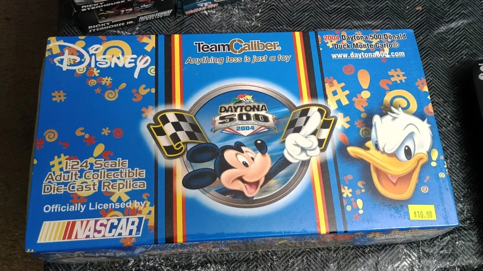 Coches coleccionables promocionales Disney NASCAR Daytona 500 2004 escala 1:24 Foto 3 de 4