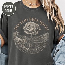 Gothic Vintage Rose and Ocean Waves Shirt, Unisex Comfort Colors Unisex