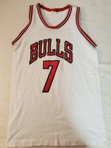 toni kukoc bulls jersey