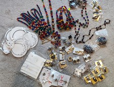 Großes 61 teiliges Modeschmuck Paket zum Basteln oder Tragen !!!