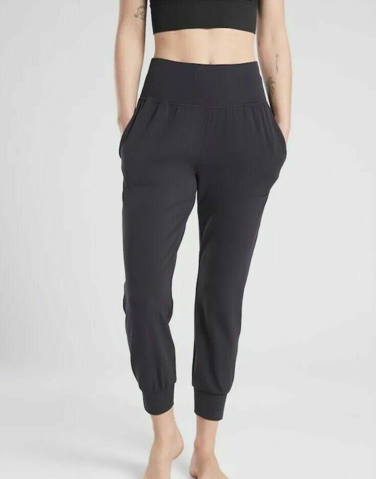 athleta salutation jogger