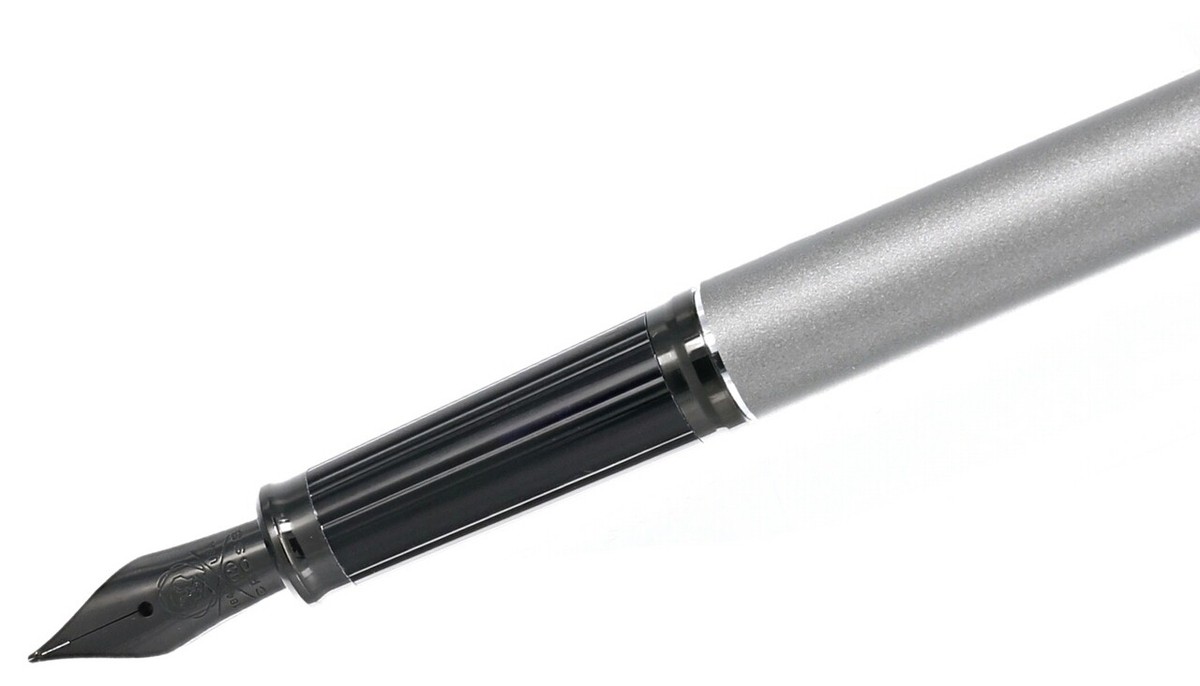 CROSS CENTURY II GUNMETAL GRAY FOUNTAIN PEN AT0086-115MJ | eBay