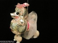 BLOWN GLASS WHITE POODLE CHRISTMAS ORNAMENT DOG PUPPY SPARKLES PINK BOW NWT