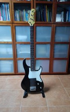 Yamaha  attitude Deluxe  90'  4 string bass