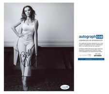 Betty Gilpin "The Hunt" AUTOGRAPH Signed Autographed 8x10 Photo B ACOA
