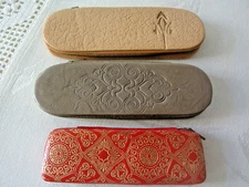 3 DDR Federhalter/Kugelschreiber-Mappen Leder geprägt 60er Jahre Schule Füller