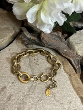 45. CATHERINE POPESCO La vie Parisienne Gold tone French Link Bracelet 7 1/4"+1"