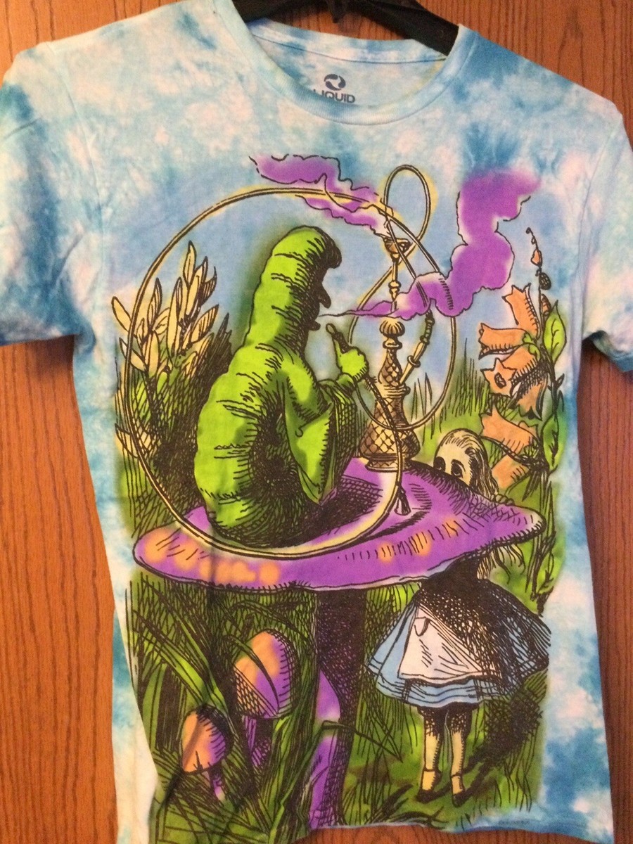 【希少】ALICE IN WONDERLAND ディズニー Tシャツ 半袖 紺 希少】ALICE IN WONDERLAND ディズニー Tシャツ 半袖 紺