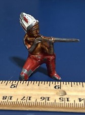 VINTAGE CRESCENT LEAD FIGURE - WILD WEST - AMERICAN INDIAN W' RIFLE, A-1