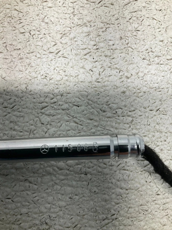 2006-2009 MERCEDES BENZ W209 CLK350 CLK550 LEFT DRIVER FRONT ACTIVE HEADREST OEM - Image 4 of 4