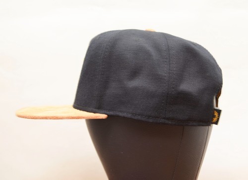 Zelda Nintendo Black Snapback Faux Suede Bill Baseball Hat With Embroidered Logo - Picture 3 of 9