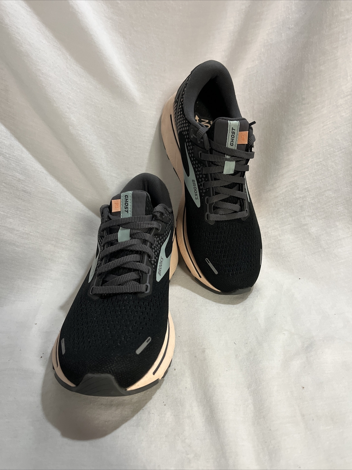 BROOKS WOMEN'S GHOST 14 BLACK/PEARL/PEACH (1203561B… Gem