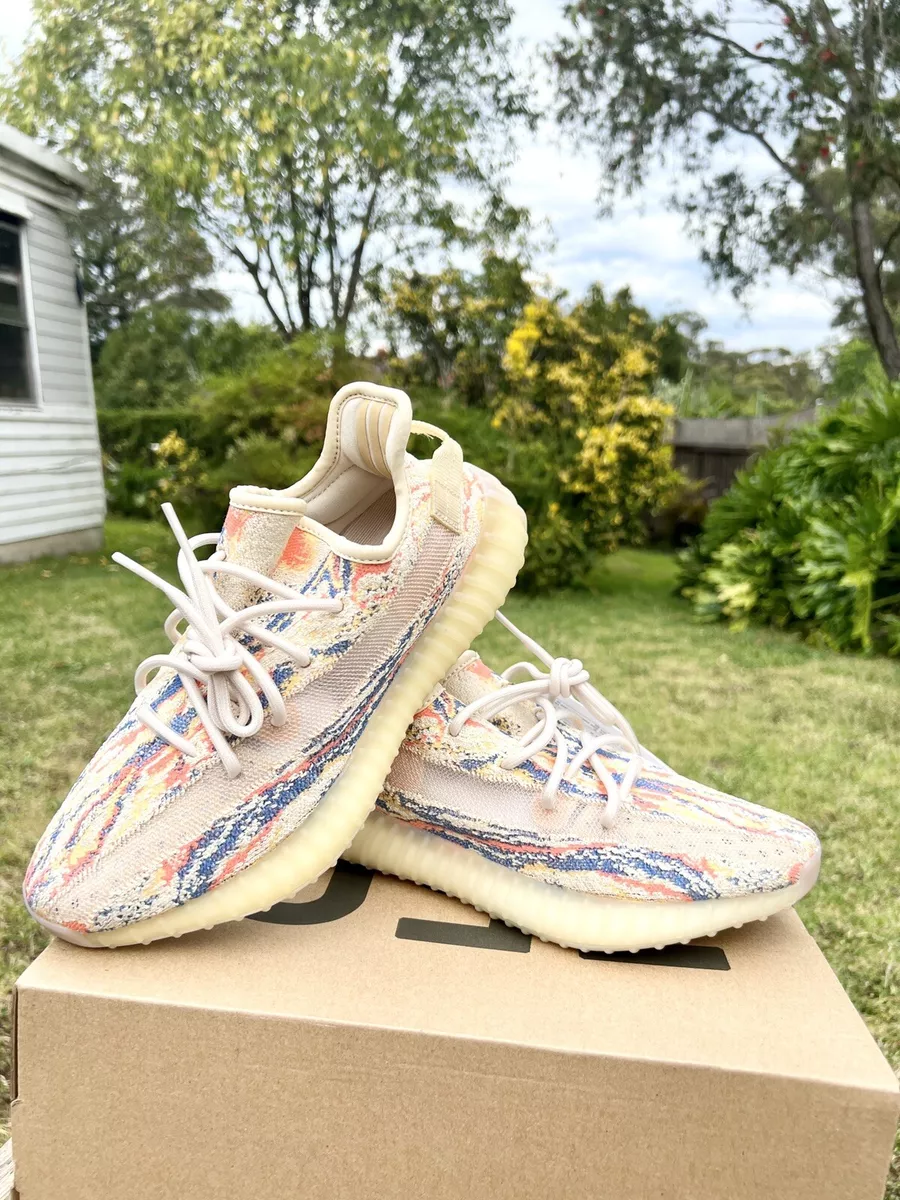 Size 7 yeezy boost 350 best sale v2