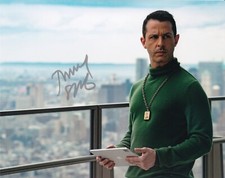 JEREMY STRONG signed Autogramm 20x25cm SUCCESSION in Person autograph COA