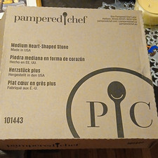 Pampered Chef Heart-Shaped Stoneware Baking Stone Beige 101443 Made in USA