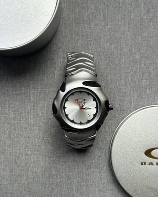 Oakley Blade Watch   White Dial Silver Stainless Steel Matte Strap