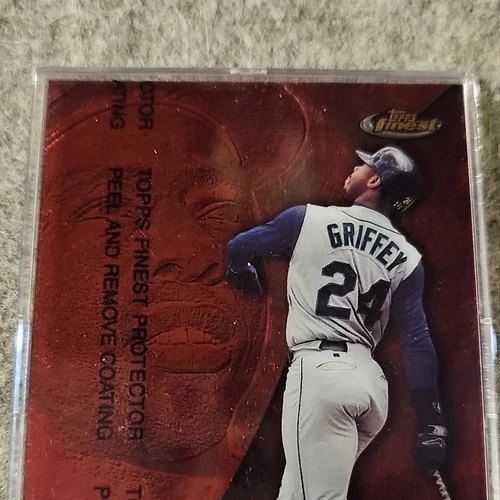 Topps Finest Protector Ken Griffey Jr. HA8 Hank Aaron Award Mariners Card
