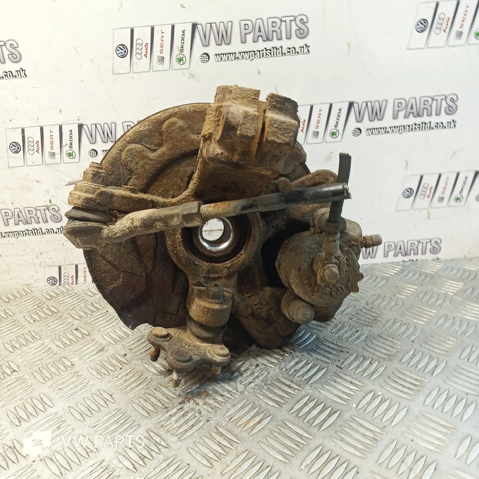 SKODA RAPID MK1 PASSENGER SIDE FRONT HUB 1.4TDI CUS 2012-2017 - Image 2 of 4