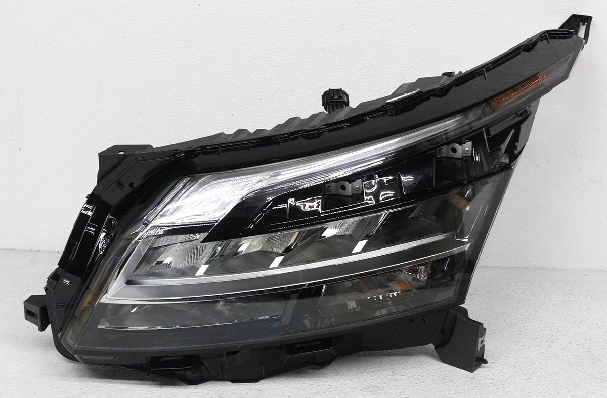 OEM Left Driver Side LED Headlight For Nissan Pathfinder 26060