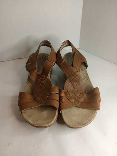 Baretraps Women's Sz 7.5w Sandals Comfort Slingback Open Toe Brown Vegan Leather